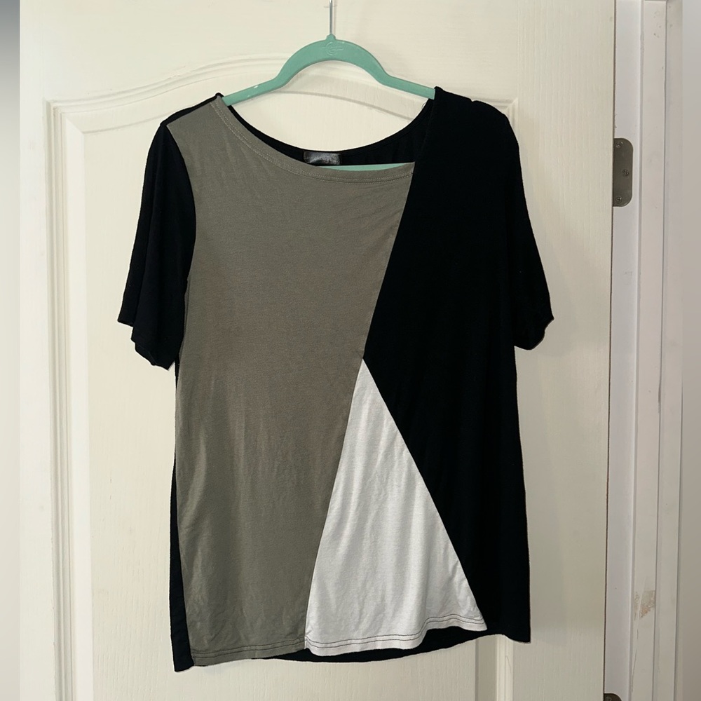 Womens Sarin Matthews casual top